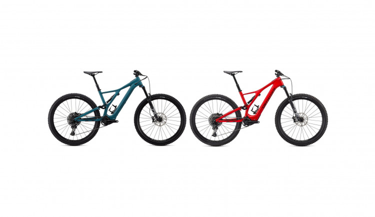 Neznámý zloděj ukradl z obchodu kola za statisíce. Policie po něm pátrá