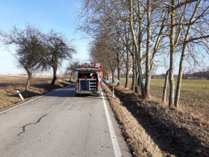 Policie hledá svědky víkendové tragické nehody, při níž zemřeli dva cyklisté
