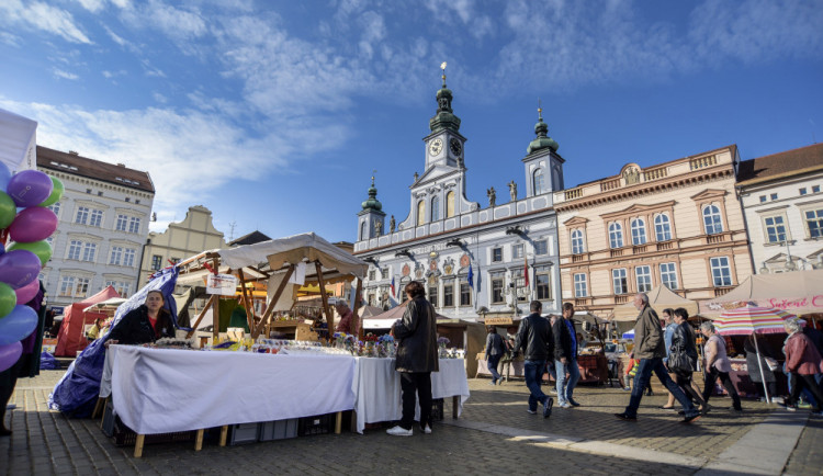 Město chce oživit sezónní trhy. Bude pro ně hledat nového provozovatele