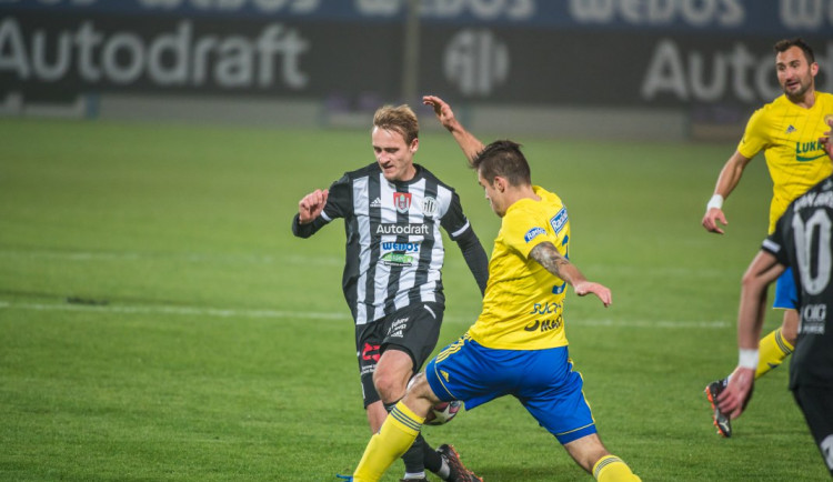 Ze Zlína bez bodu. Dynamo vyšlo gólově naprázdno.