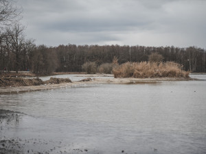 Vrbenské rybníky prošly generální opravou. Kraj vyšly práce na více než 100 milionů