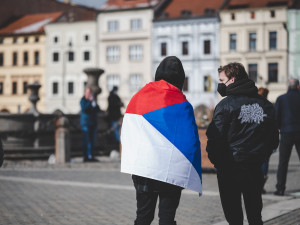 Na demonstraci v Budějcích přišlo zhruba šest desítek lidí
