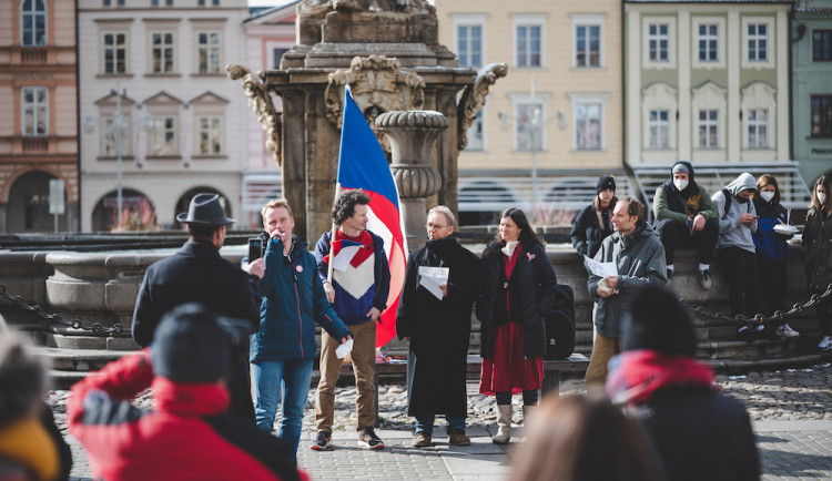 Na demonstraci v Budějcích přišlo zhruba šest desítek lidí