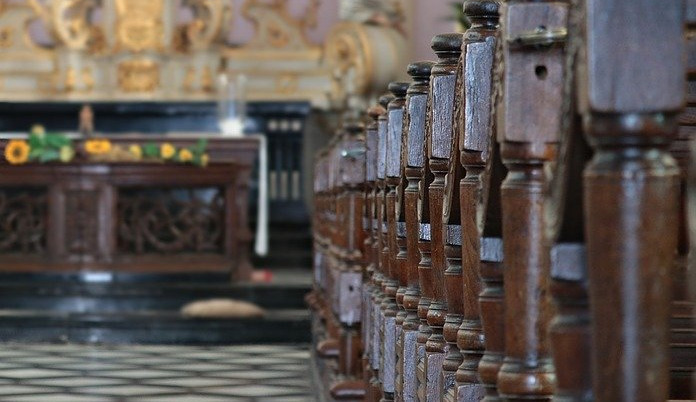 Třeboňská výzva kritizuje omezení na mši i pohřby lidí s covidem