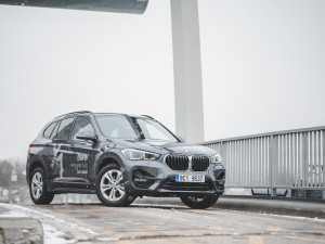 Parťák na výlet i sluha pro služební cesty. BMW X1 dokázalo skloubit luxus a kompaktnost za přijatelnou cenu
