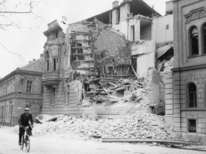 Před 76 lety se cílem spojeneckých náletů stala jihočeská nádraží.