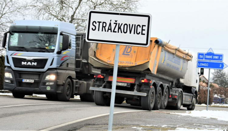 Jihočeský kraj začal stavět obchvat Strážkovic za 116 milionů korun