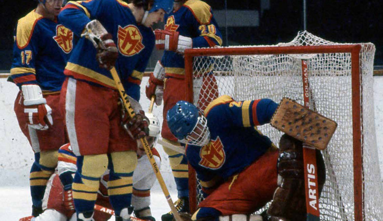 Čtyřicet let od stříbra. V sezóně 1980/81 bavili motoráci ligu parádním hokejem.