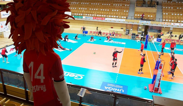 Jihostroj zvládl i třetí zápas a postupuje do finále extraligy