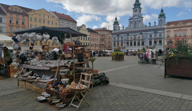 Statutární město České Budějovice hledá nového pořadatele sezónních trhů