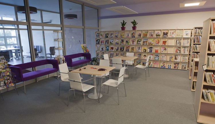 O elektronické knihy je v koronavirové době velký zájem, hlásí semilská knihovna