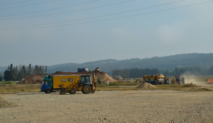 ŘSD bude zřejmě dál stavět obchvat Chýnova na Táborsku