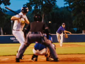 Kam až doletí hlubocký Sokol?