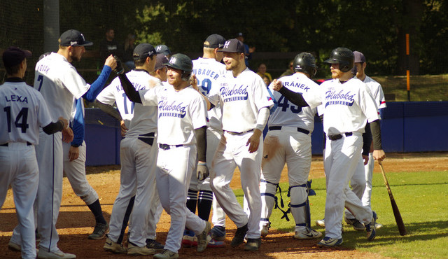 Kam až doletí hlubocký Sokol?