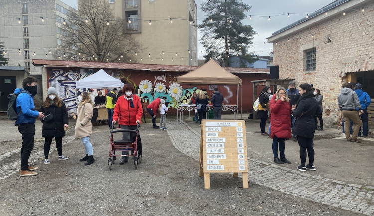 Po téměř šesti měsících se vrátily trhy i do Žižkárny. Akce přilákala stovky lidí