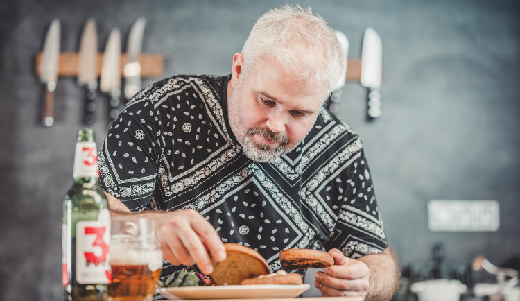 Chybí vám posezení u piva a něčeho dobrého? Tradiční recepty si můžete připravit i doma