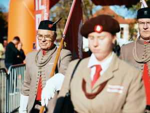 Oslavujte během. Sokolský běh republiky spouští registrace do desítek závodů. Vyberte si ten svůj