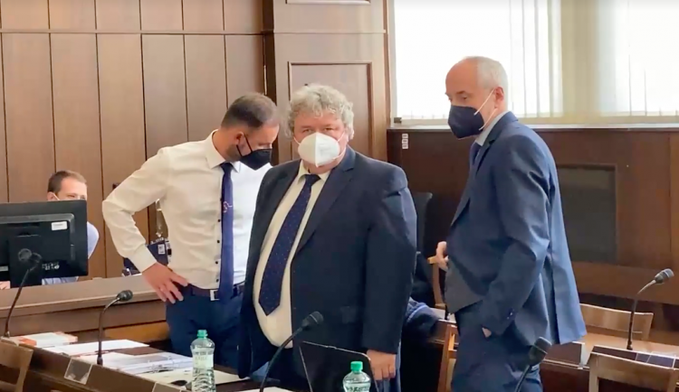 ilustrační foto, Bohuslav Petr (uprostřed).