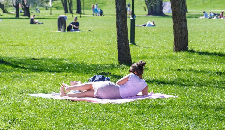 V půlce května se ochladí pod 15 stupňů, pak bude rtuť zase stoupat