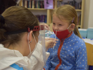 Testy na covid v jihočeských školách podstoupilo téměř 200 tisíc dětí