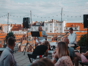 Chystáte oslavu, rozlučku se svobodou nebo jen party s přáteli? Půjčte si Střechu Heaven gymu
