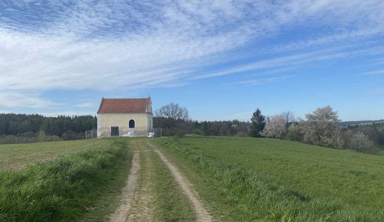 Tip na víkend: Rozhlédněte se po vodní nádrži Římov a projděte část křížové cesty