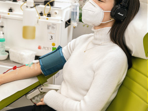 Na Pražské třídě otevírá nové odběrové centrum Cara Plasma. Přináší profesionální zdravotní péči a odměny pro pravidelné dárce