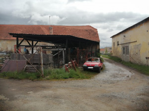 Požár v obci Rovná způsobil škodu v řádku stovek tisíc korun