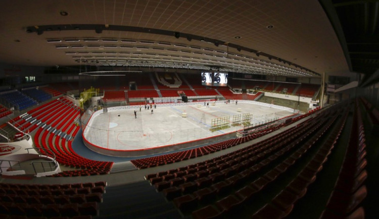 Budějce zvažují přístavbu zimního stadionu Budvar arény