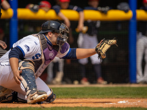 Martin Mužík trefil dva homeruny, Hlubočtí si před TOP 6 upevnili druhé místo a zvedli si sebevědomí na pálce