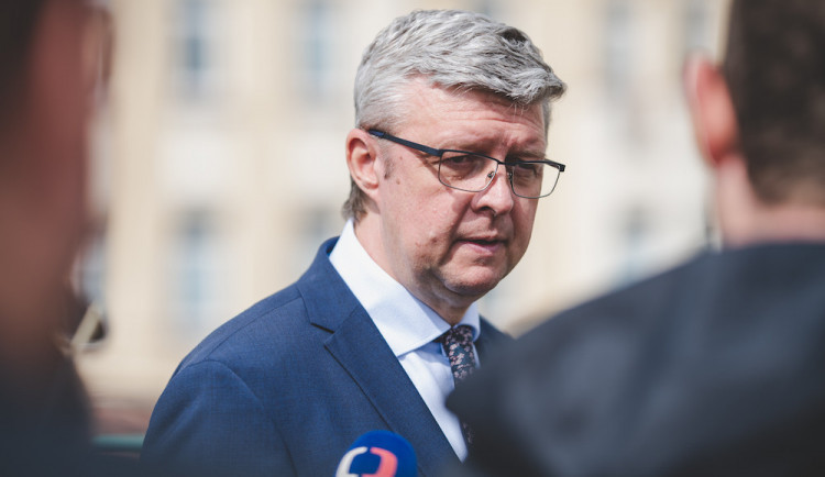 Havlíček: Nikdo soudný nemůže dát garanci, že se znovu nebude zavírat