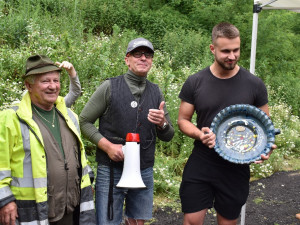 Boršov sportuje: Zlatka – Boršov závod na paddleboardech a Boršovský masakr střelba ze vzduchovek. To vše 19. června v obci na Vltavě
