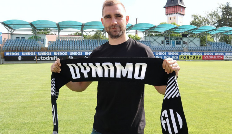 Fotbalový obránce Sladký přestoupil z Olomouce do Českých Budějovic