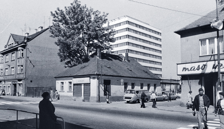 Křižovatka Lidické a Matice školské před rokem 1978.