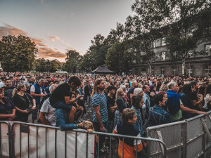 Koncerty, letní kina a festivaly. V Žižkárně to znovu ožije