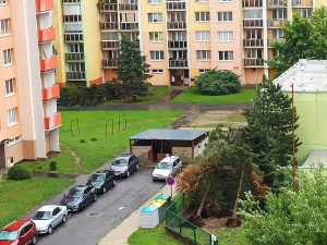 Přes Budějce se prohnala silná bouře. Výstraha meteorologů platí do zítra