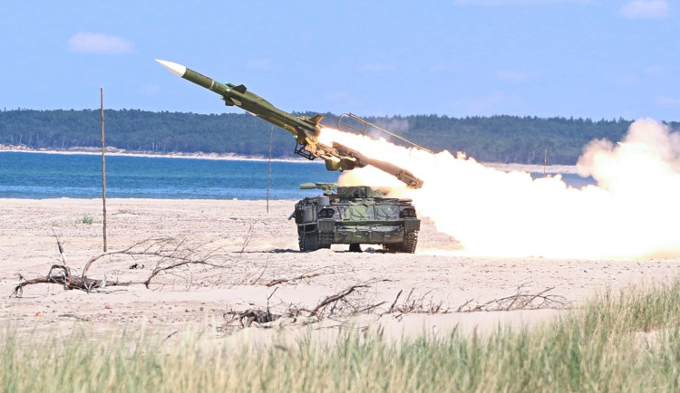 Jednotku čekají bojové střelby ze zbraňového systému 2K12 KUB.