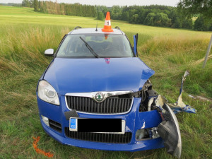 Další tragická nehoda na jihu Čech. Řidiči se nejspíš stalo osudným předjíždění