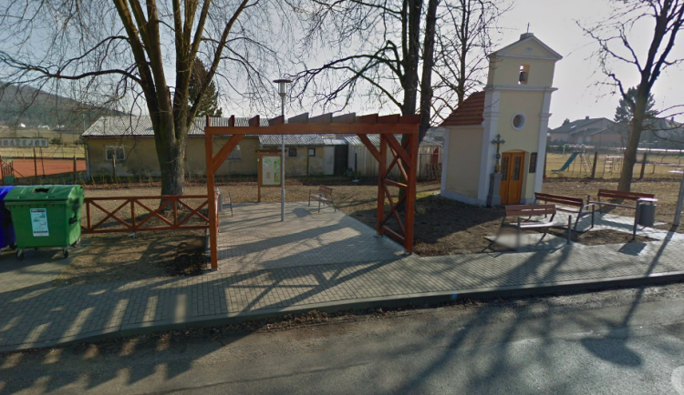 Neznámý zloděj vykradl kanceláře fotbalového klubu ve Strakonicích.