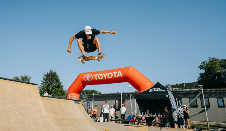 Ve škole jsem skrýval, že jezdím na skejtu, říká nejlepší český skateboardista Maxim Habanec