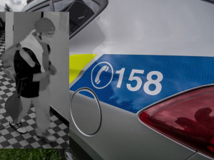 Policisté hledají muže ze snímku. Poznáváte ho?