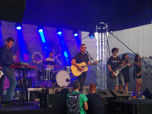 Charitativní festival Houpačka pomůže letos již osmým rokem