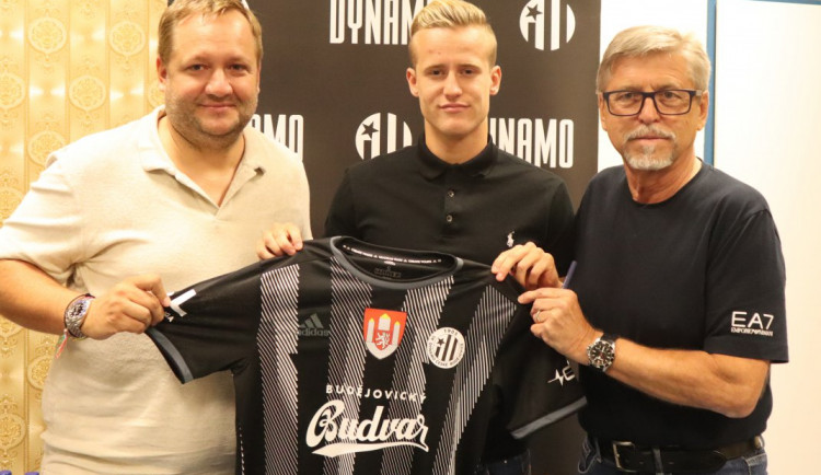 Fotbalisty Dynama posílil záložník Penner. Chci se dostat do formy, ve kterém jsem byl v Juventusu, říká.