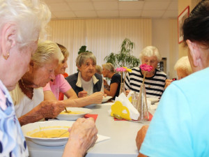 V Alzheimercentru České Budějovice vařil finalista soutěže MasterChef Česko