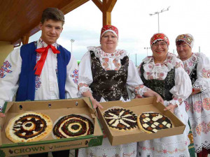 Pištín vás zve na oslavy, za tancem nebo na závod dračích lodí