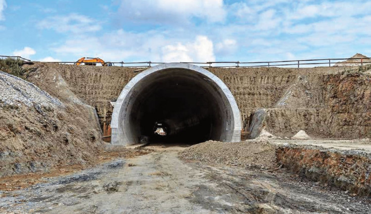 V části koridoru z Nemanic do Budějc budou minimálně dva tunely