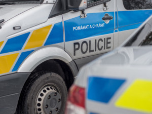 Běžec našel ráno na silnici u Milevska mrtvého cyklistu