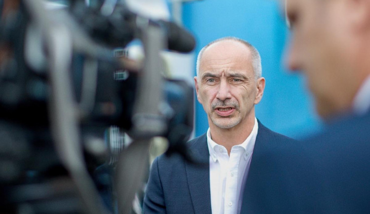 Hejtman Kuba se kvůli Afghánistánu sejde s Hamáčkem ve čtvrtek