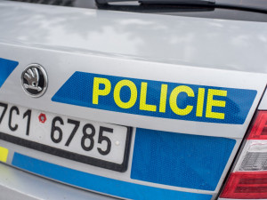 U Nádražní ulice bylo nalezeno tělo. Na místě zasahuje policie