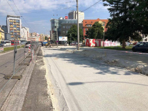 Rekonstrukce zastávky na Mariánském náměstí finišuje